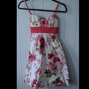 NWT Trixxi Pink Flowers White Strappy Dress Size 3